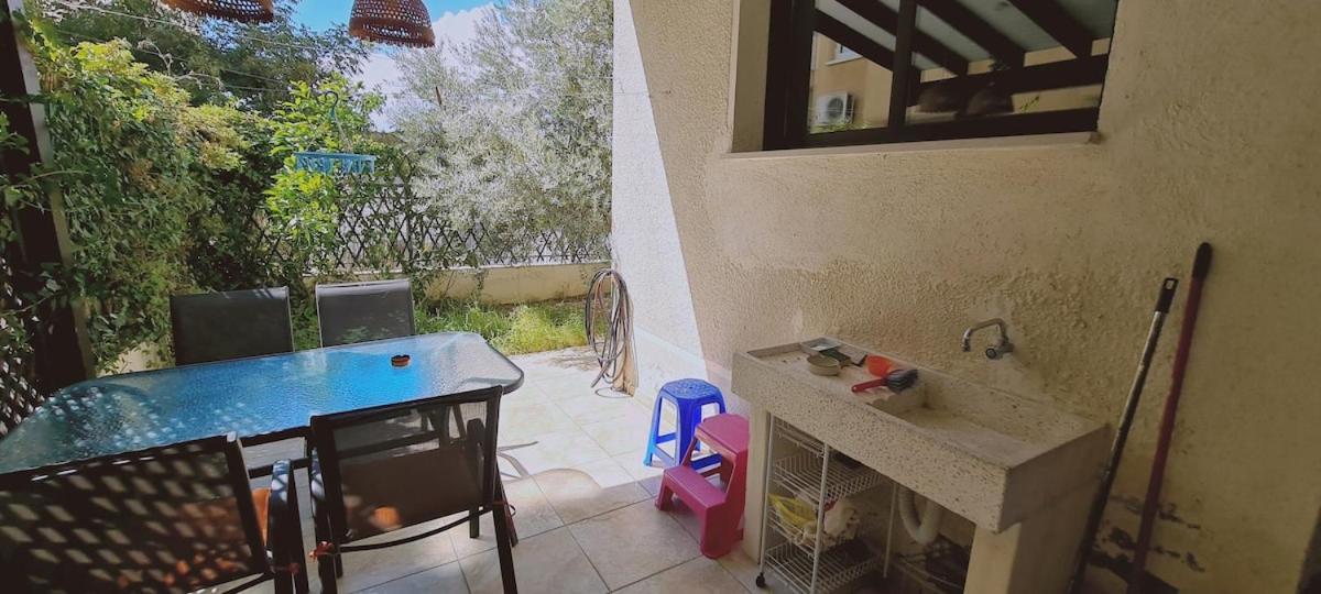 Stay Garden Flat Lárnaca Exterior foto